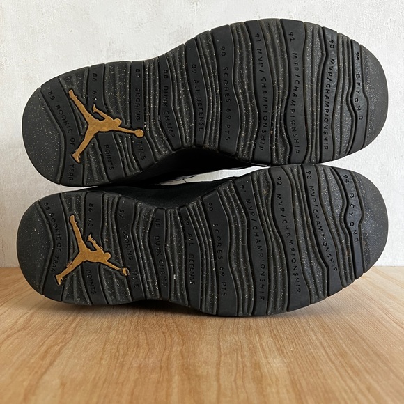 Jordan 10 Retro “NYC” City Pack - Picture 3 of 9